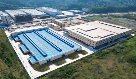SR SOLAR-Fabrik schließt Fabrikverlagerung erfolgreich ab